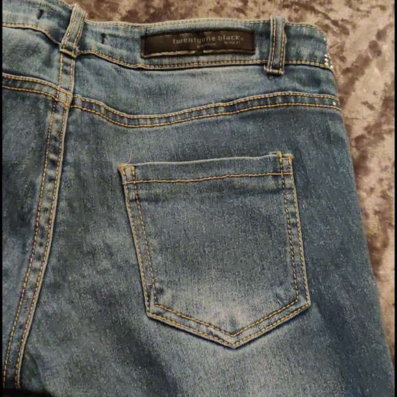 Twentyone black - Picture 4 of 4